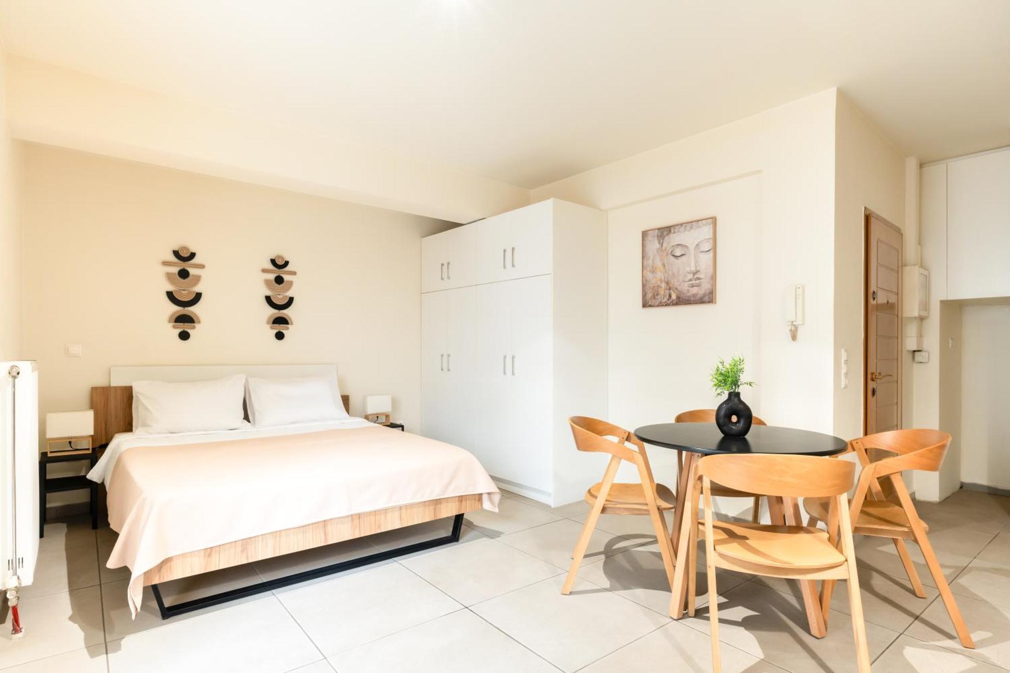 Elysee 4 * Athens